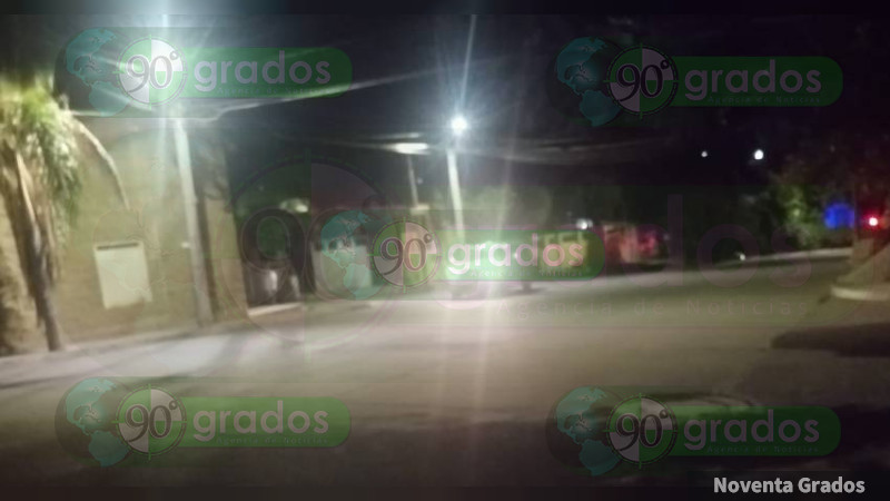 Sujeto muere en ambulancia luego de ser atacado con arma de fuego en Jacona, Michoacán 