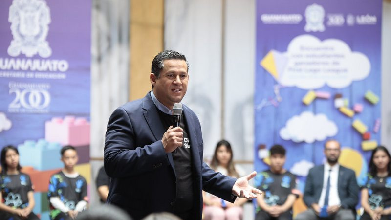 Gobernador de Guanajuato sufre caída de caballo; se reporta estable y con dos costillas rotas 