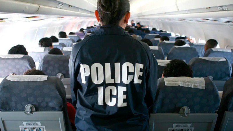 Mayoría de estadounidenses apoyan deportación masiva de inmigrantes irregulares 