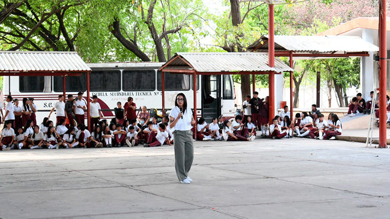 SSM atiende salud mental de estudiantes en Apatzingán  