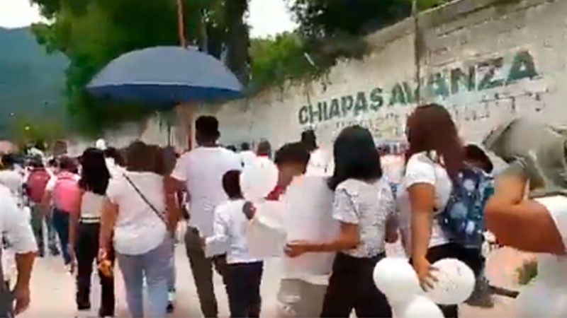 Desplazados de Tila, Chiapas, marchan para exigir paz y tranquilidad en el municipio 