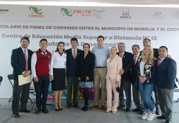 Alfonso Martínez refrenda compromiso a favor de la educación en Morelia 