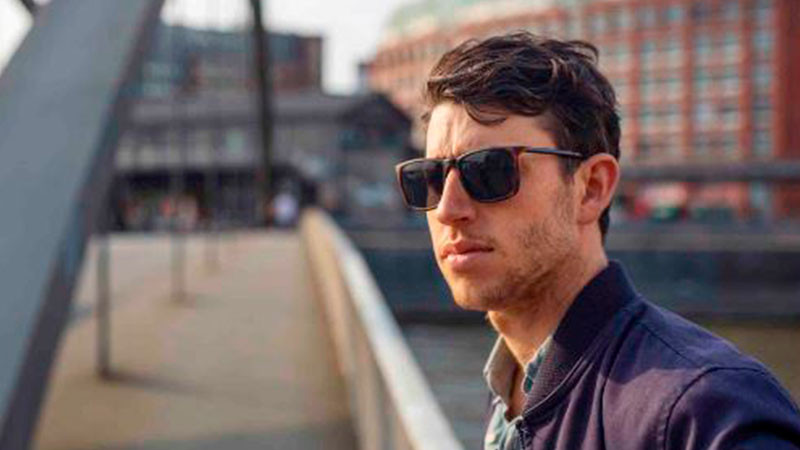 Expertos comparten recomendaciones para cuidar los ojos del sol 