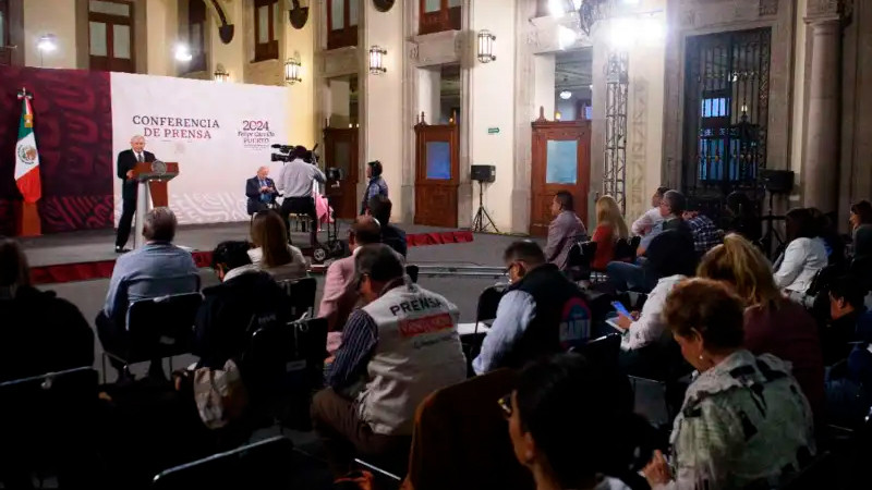 Promete AMLO "fiestón" para reporteros en última conferencia de su sexenio 