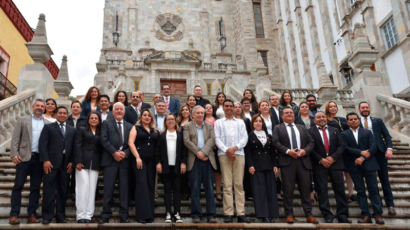 Icatmi presenta resultados de capacitación laboral en reunión regional 