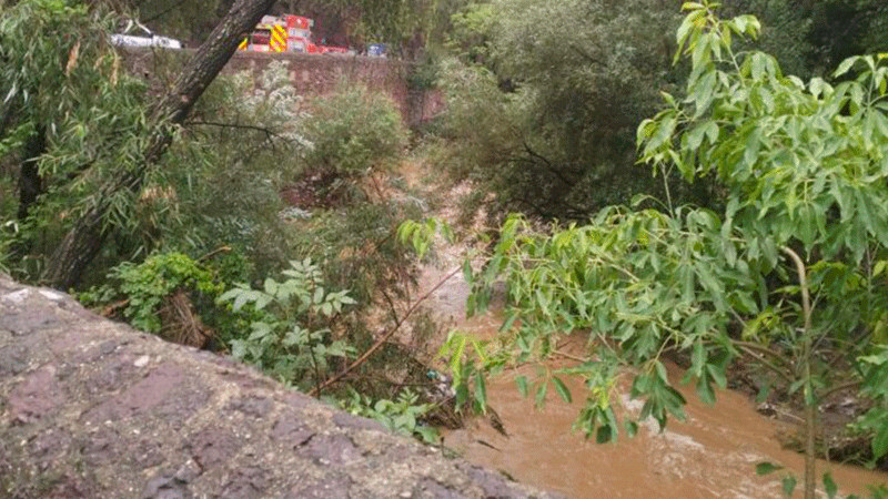 Niño pierde la vida al ser arrastrado por corriente del Río Guanajuato 