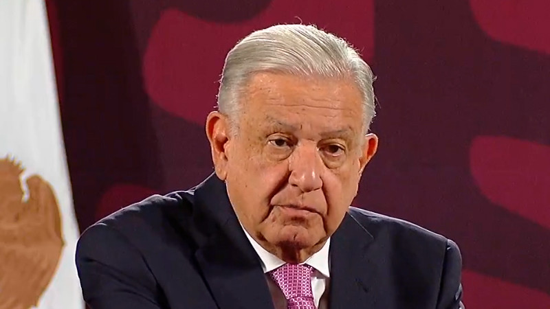 Destaca AMLO programa de construcción de caminos rurales por pobladores 