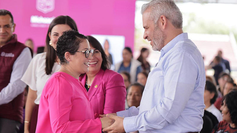 Garantizado apoyo a mujeres con cáncer; Bedolla promoverá iniciativa para que sea constitucional 