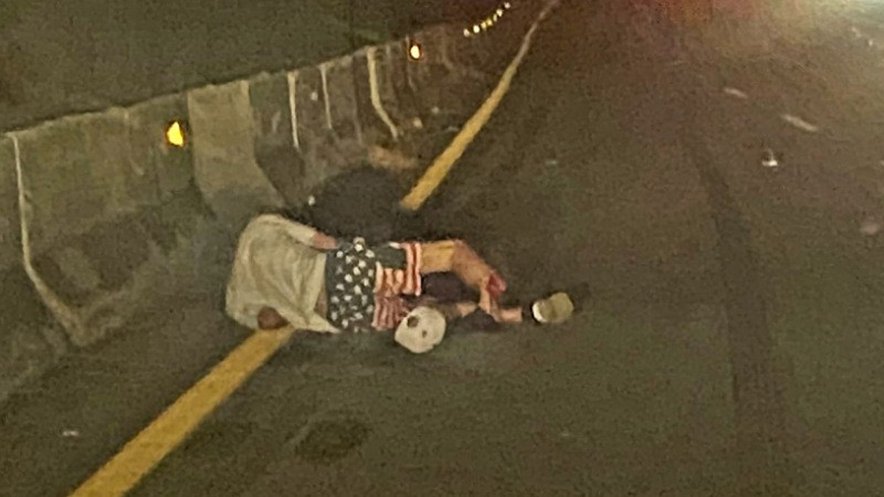 Apatzingán, Michoacán: Graves un par de motociclistas tras chocar al jugar carreras