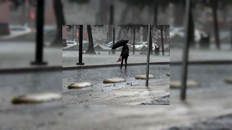 Activan alertas naranja y amarilla en CDMX por fuertes lluvias 