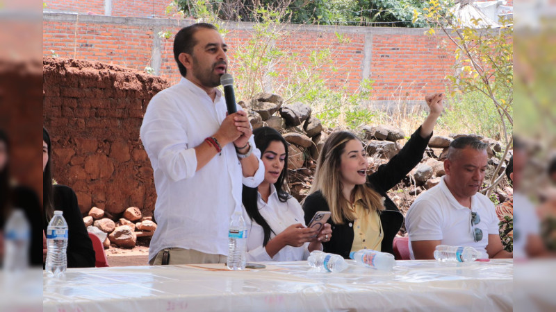 En Huaniqueo, seguimos fuertes con la Revolución Amarilla: Brissa Arroyo 
