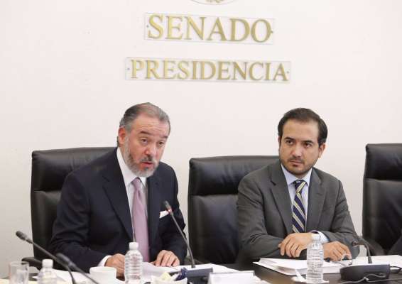Raúl Cervantes rinde protesta como Procurador General de la República - Foto 0 