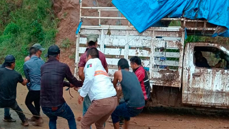 Fuertes lluvias afectan 5 municipios de Chiapas; evacúan a más de 600 personas 