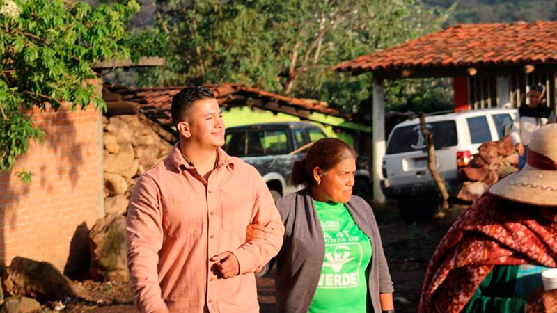 Recorre Víctor Zurita colonias y comunidades en Morelia 