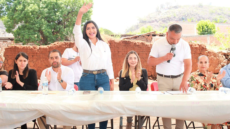 Araceli Saucedo Reyes, recorre Michoacán para agradecer respaldo a la población 