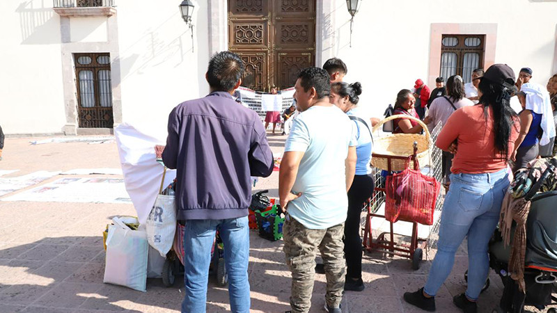 Necesario que artesanos cuenten con espacios dignos en Querétaro: Ricardo Rabell 