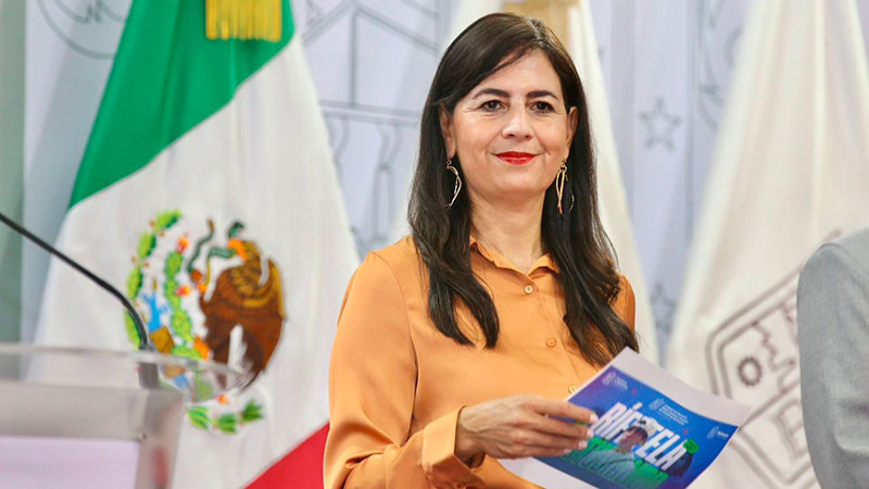 Nueva plataforma acerca becas para que jóvenes sigan estudiando: SEE 
