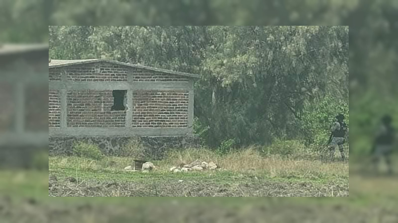 Hallan cinco cuerpos en fosa clandestina en Salamanca, Guanajuato  