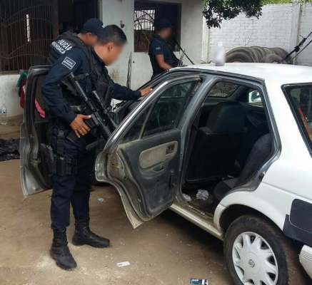 Aseguran vehículos, droga, granadas y cartuchos en Buenavista, Michoacán - Foto 3 