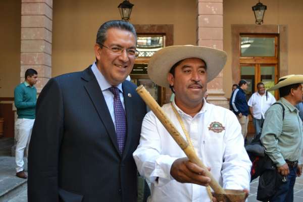 Propone el diputado Wilfrido Lázaro Ley para incentivar producción de mezcal en Michoacán - Foto 1 