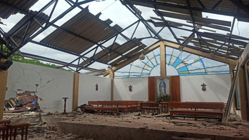 Párroco de Coahuayana denuncia ante Fiscalía explosión en templo: “Aguardaremos peritajes” 