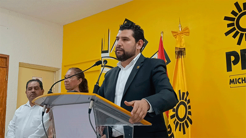 Huacus y Prieto se apuntan para dirigir PRD en Michoacán 