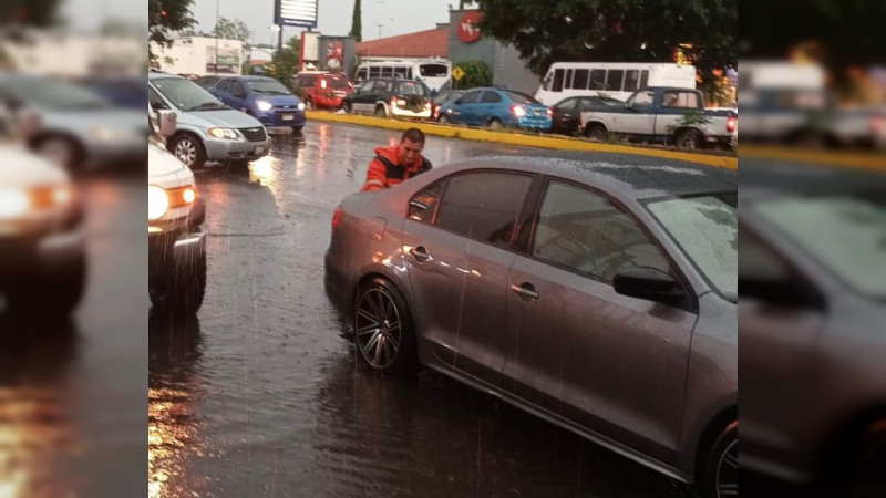 Despliega PC operativo de atención ante inundaciones en Morelia