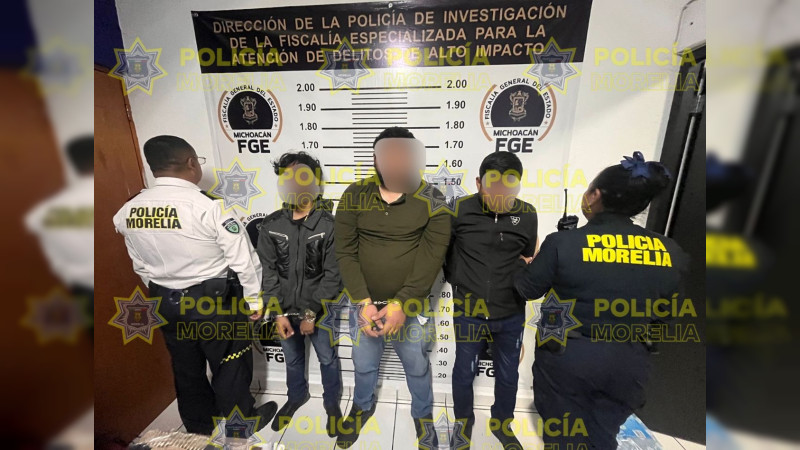 Cae banda de presuntos robacoches en Morelia: Les aseguran armas, más de 100 cartuchos y camioneta 