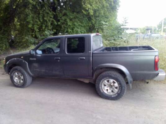Recuperan seis vehículos robados y detienen a cinco presuntos delincuentes en Michoacán - Foto 0 