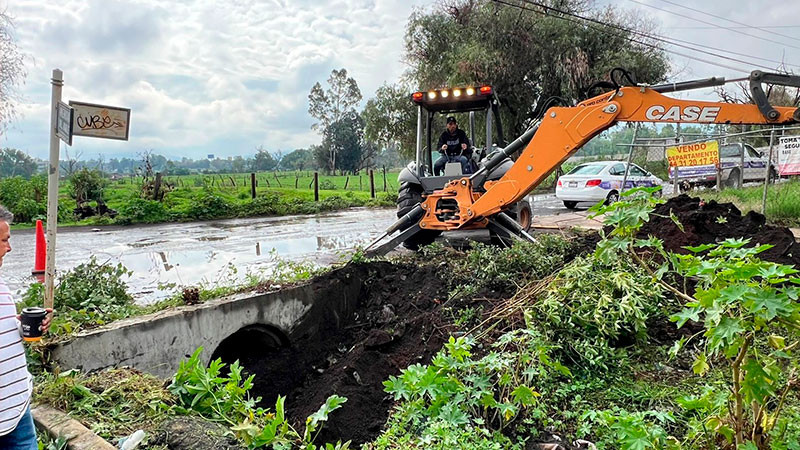 Gobierno Municipal y vecinos realizan limpia en El Vergel 