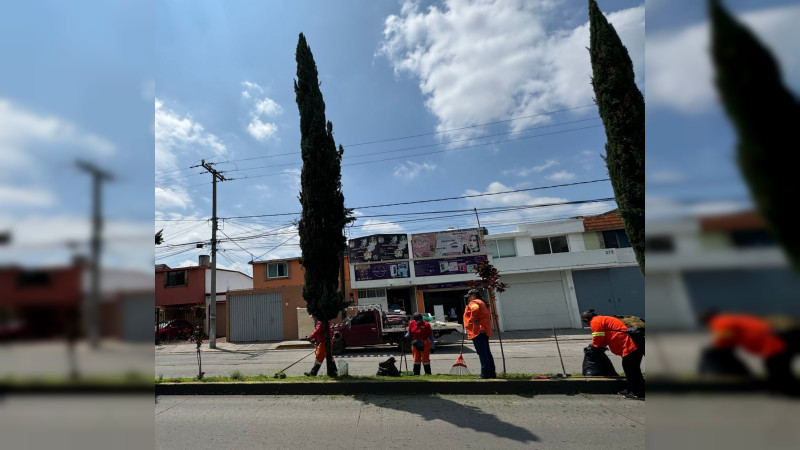 Continúa limpieza y embellecimiento de espacios públicos en Morelia