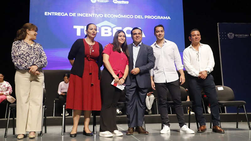 Entregan Incentivos Económicos del Programa Tu Beca en Querétaro 