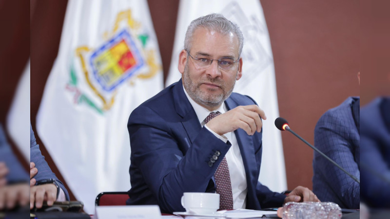 Bedolla pide reconocer el autogobierno indígena en la dispersión del FAIS 