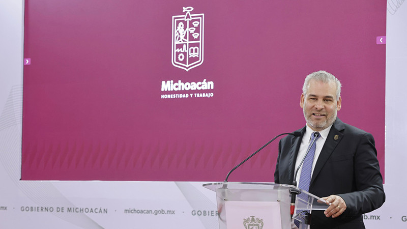 Playas y balnearios de Michoacán, aptos para recibir a turistas: Bedolla 