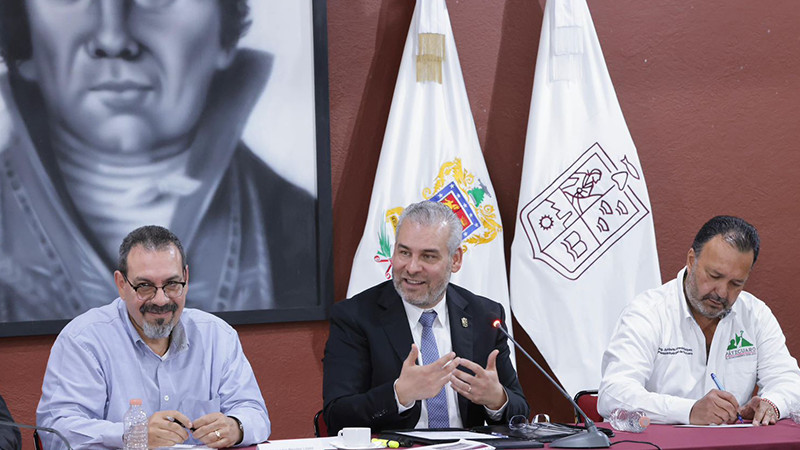Bedolla instruye reforzar acciones para preservación del lago de Pátzcuaro 