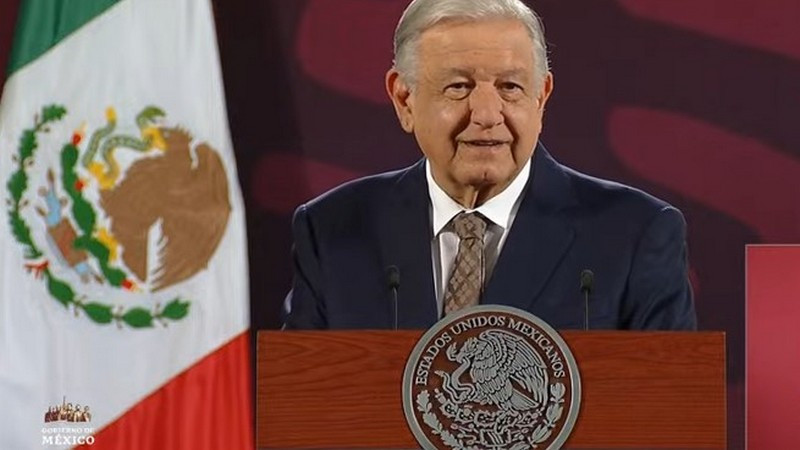 AMLO acusa campaña de desinformación en tema de sobrerrepresentación de la 4T en el Congreso 