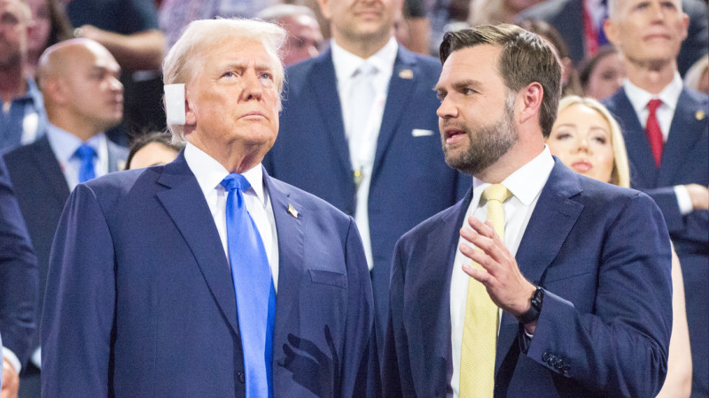 Carteles pueden quitar al Presidente de México en 2 minutos: Trump 