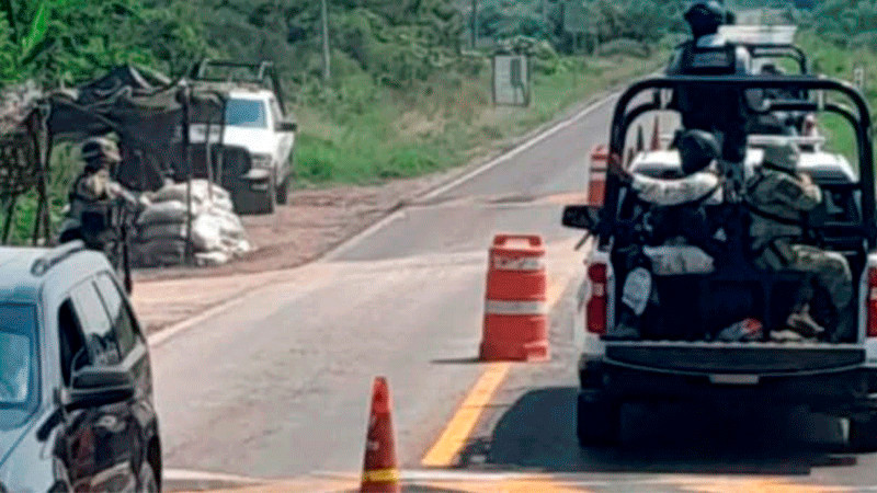 Lanzan artefacto explosivo contra policías, en Buenavista, Michoacán 