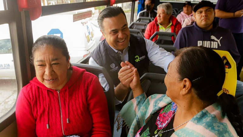 Supervisa Luis Nava operación del programa “Acercándote” en Querétaro 