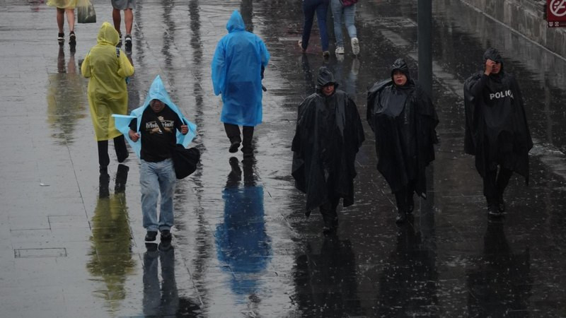 Se prevén lluvias intensas este lunes en prácticamente toda la República Mexicana 