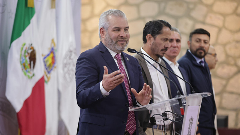Con líneas de conducción, Morelia tendrá más agua para consumo humano: Bedolla 