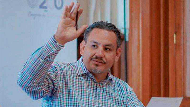 Se seguirá impulsando que las y los migrantes tengan representación en el Congreso: Víctor Manríquez  