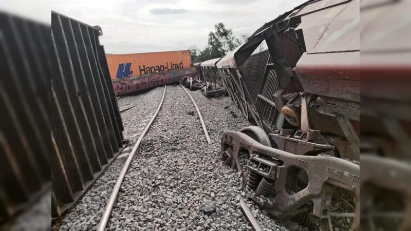 Se descarrila tren en La Barca, Jalisco 
