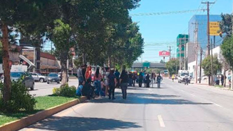 En Saltillo, evacuan a 500 personas por fuga de gas 