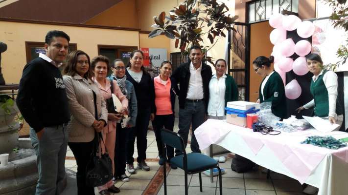 Más de 100 vacunas aplicadas en la Feria de la Salud - Foto 0 