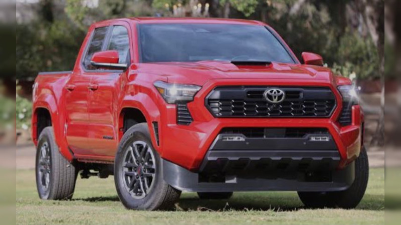 Salen criminales de “compras” a autopistas de Michoacán: Se llevan dos pickups último modelo y un tráiler 