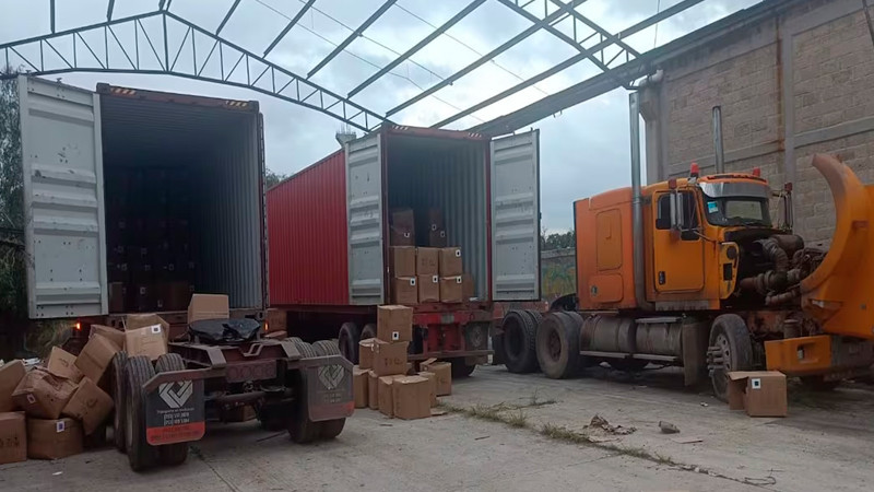 Encuentran 6 millones de pesos en mercancía robada, en el Edomex 