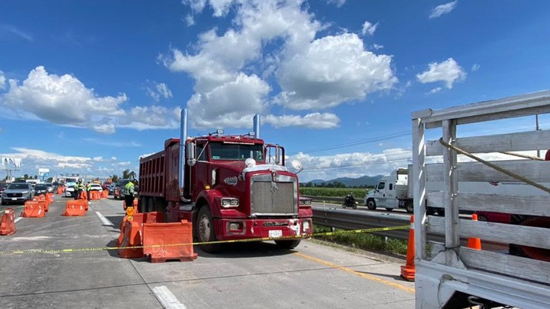 Muere joven atropellada en la autopista federal 57  