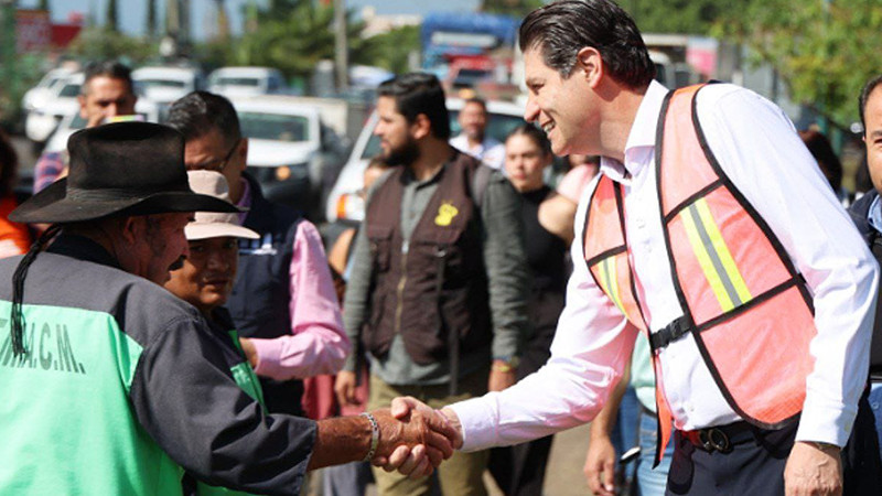  Supervisa Alfonso Martínez limpieza preventiva, dragado y bacheo al Poniente de Morelia 