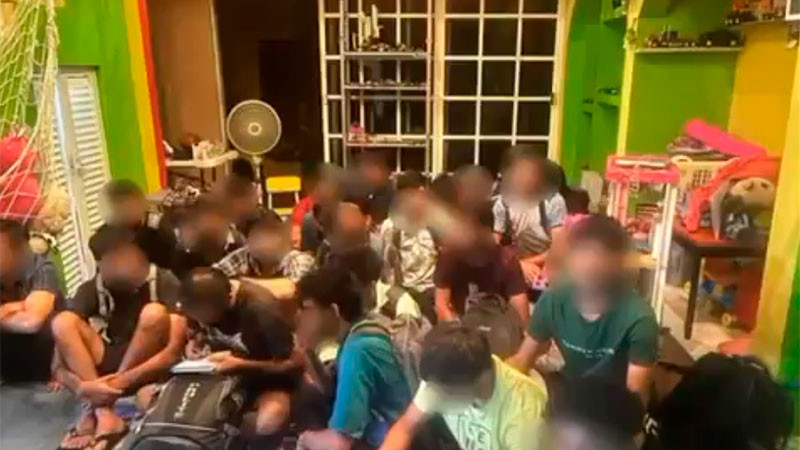 Rescatan a 22 migrantes de la India y Vietnam en Edomex